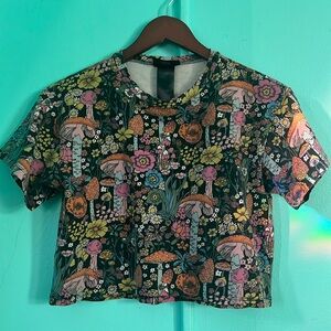 Nooworks mushroom crop top